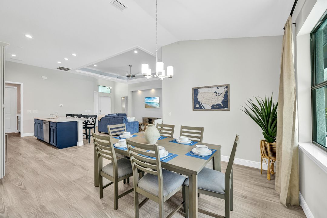 1617 El Dorado Pkwy W, Cape Coral, FL 33914