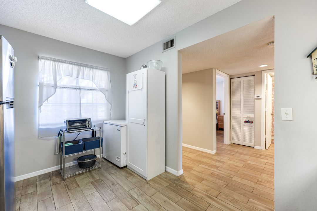 7750 Jewel Ln #103, Naples, FL 34109