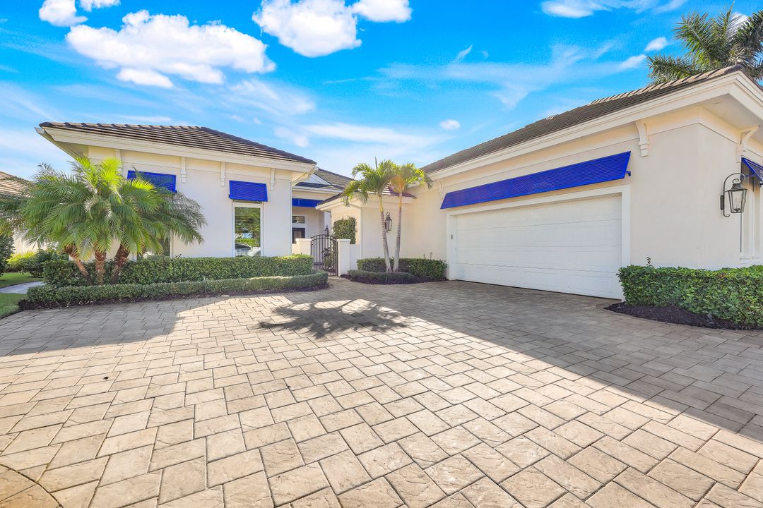 17413 Via Lugano Ct, Miromar Lakes, FL 33913