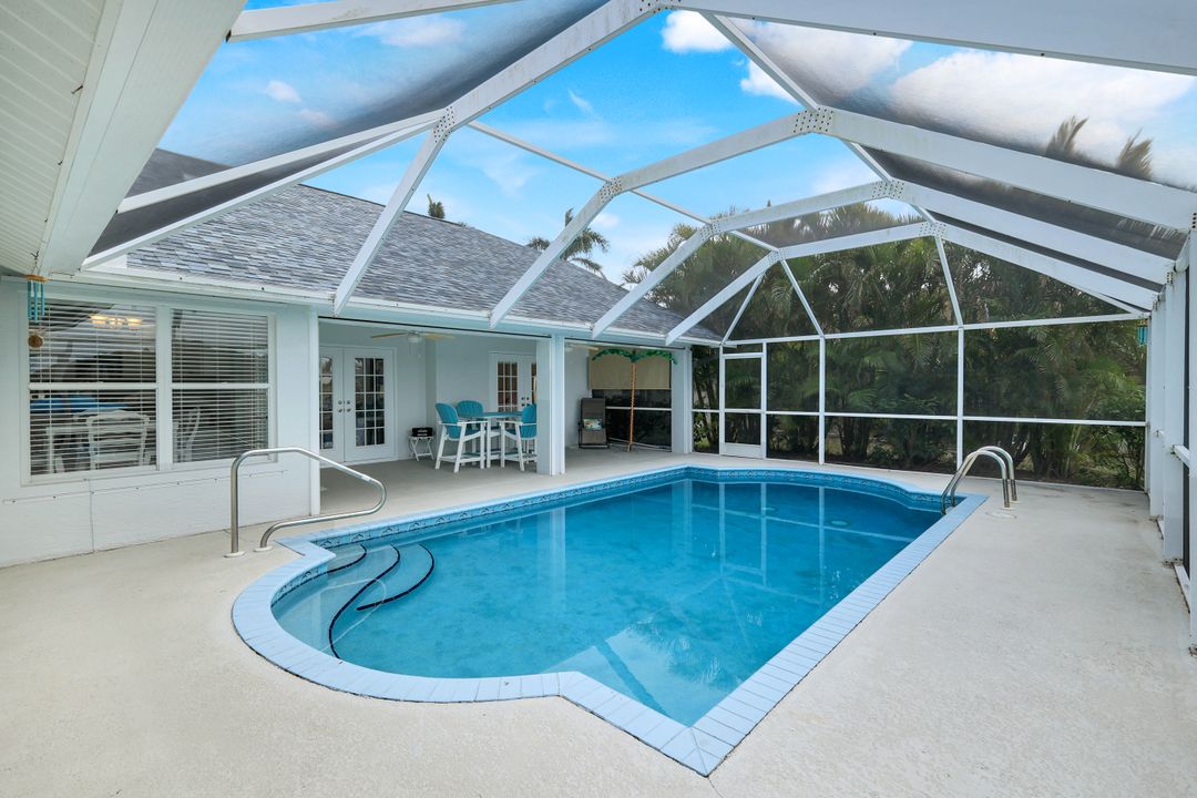 1016 NW 36th Ave, Cape Coral, FL 33993