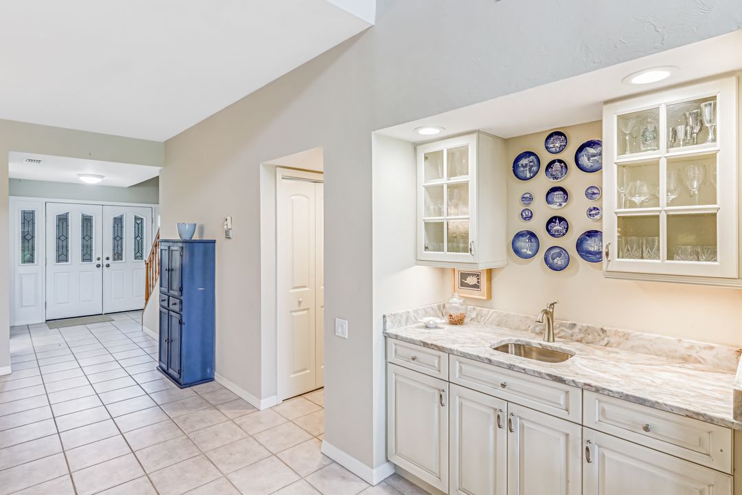 16281 Fairway Woods Dr #902, Fort Myers, FL 33908