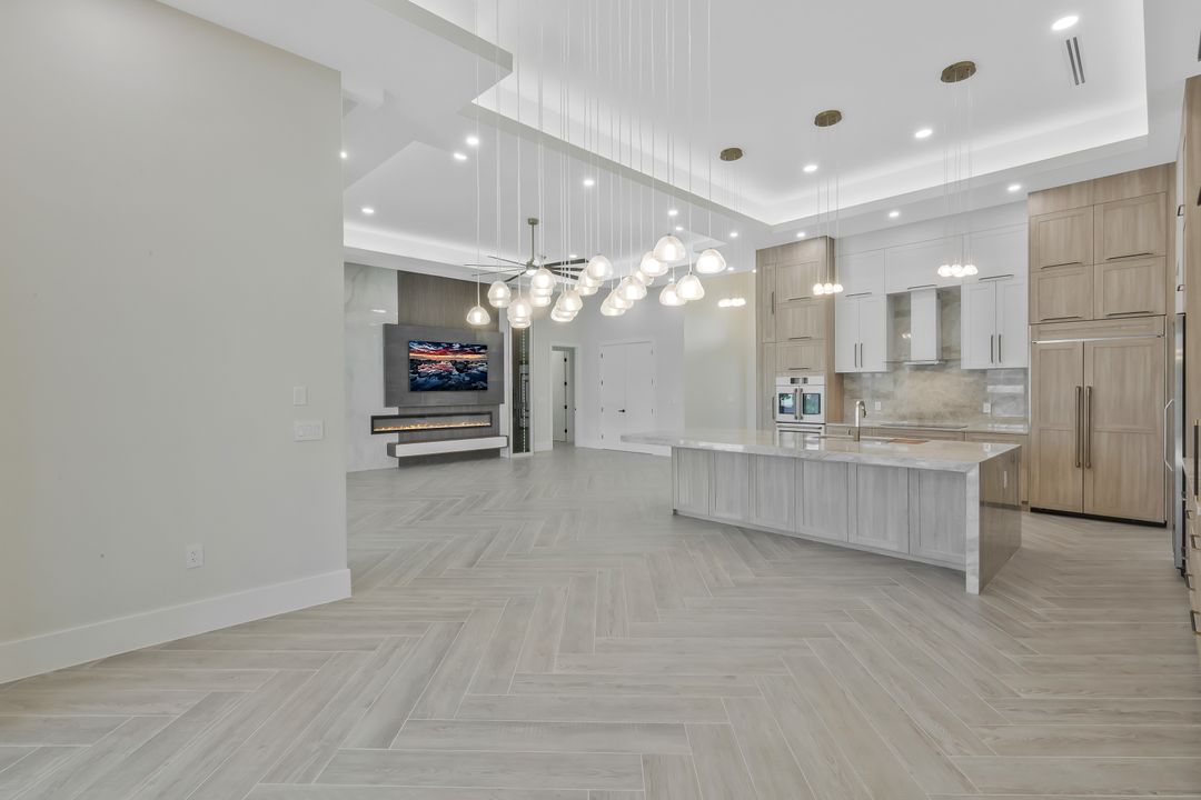 2826 SW 37th Terrace, Cape Coral, FL 33914