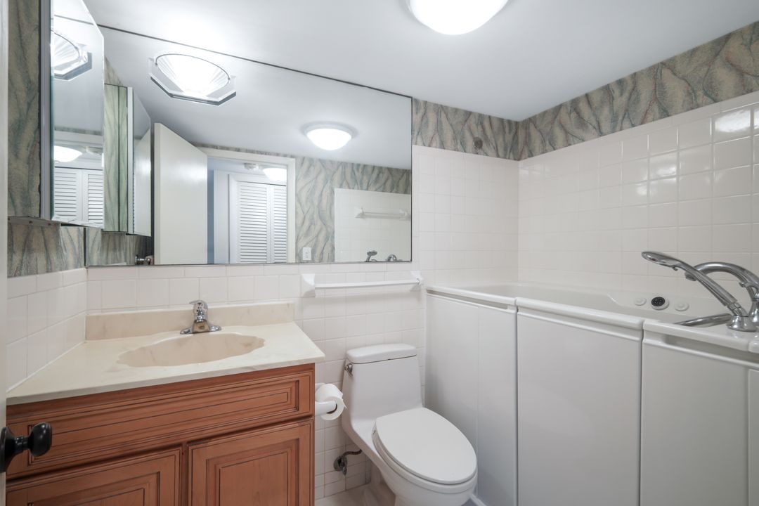 744 Wedge Dr  #27, Naples, FL 34103