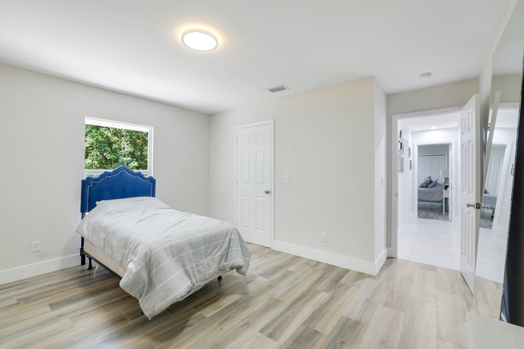 2855 66th St SW, Naples, FL 34105
