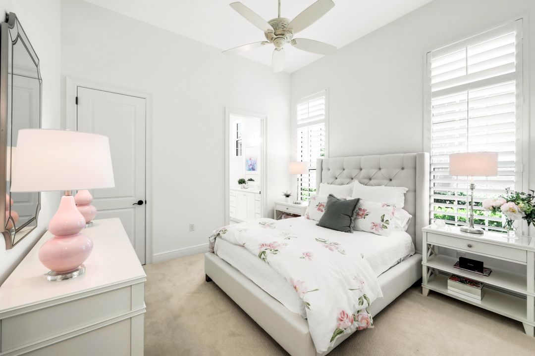 3233 Tavolara Ln, Naples, FL 34114