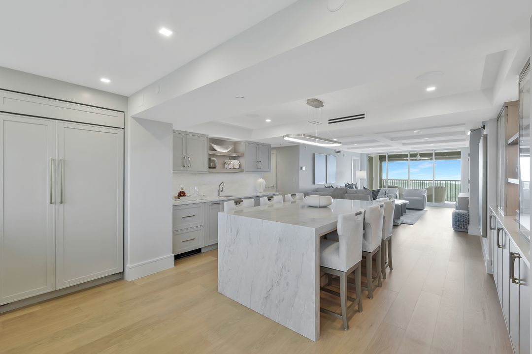 6825 Grenadier Blvd #1103, Naples, FL 34108