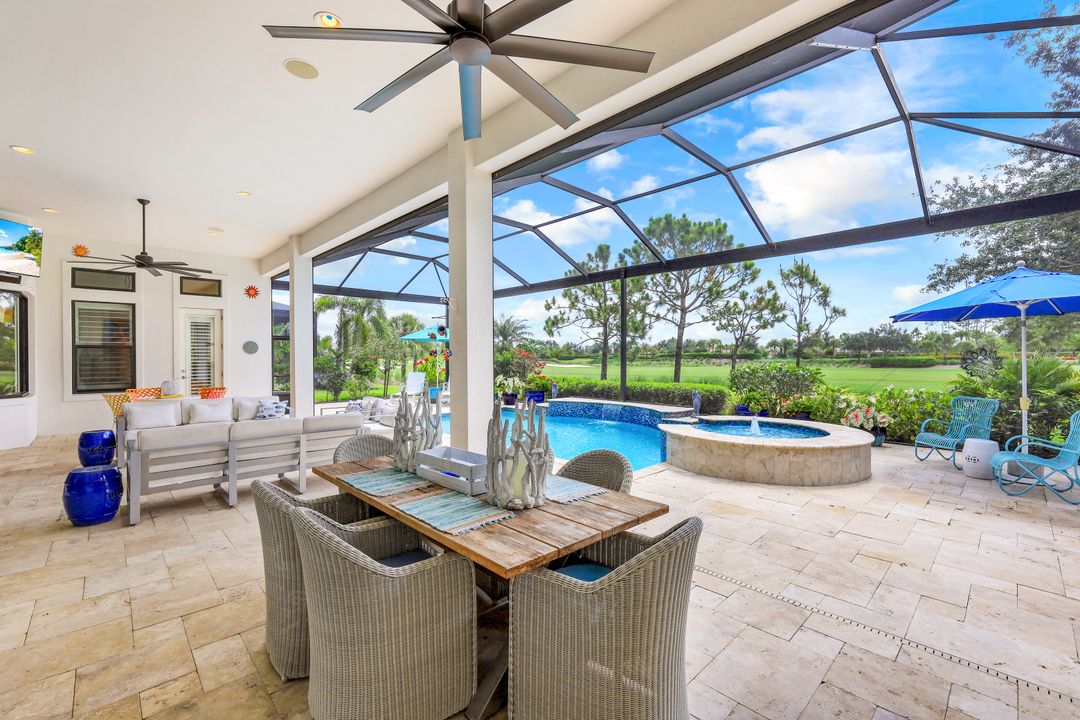 8668 Amour Ct, Naples, FL 34119