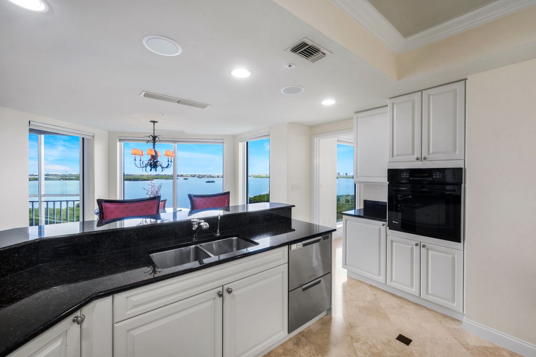 4801 Bonita Bay Blvd #1203, Bonita Springs, FL 34134