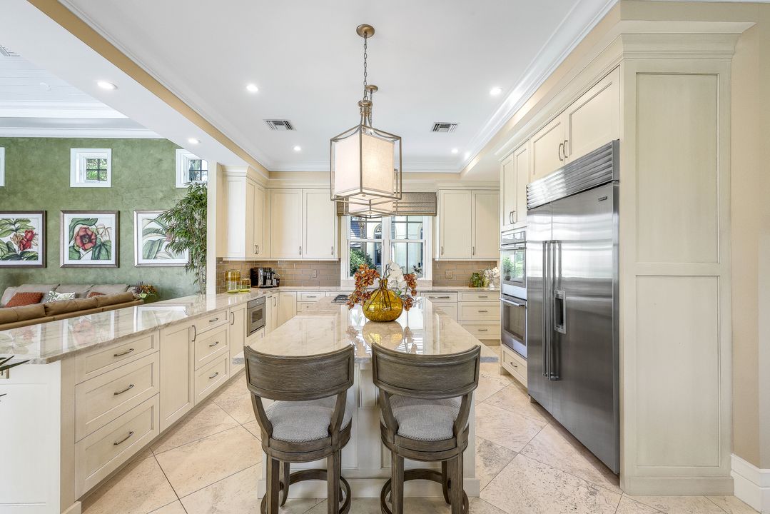 27801 Marina Pointe Dr, Bonita Springs, FL 34134