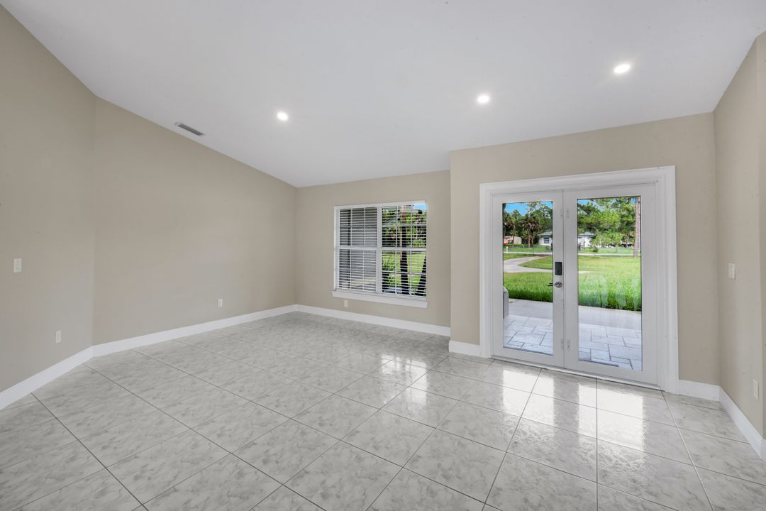 1795 Desoto Blvd S, Naples, FL 34117