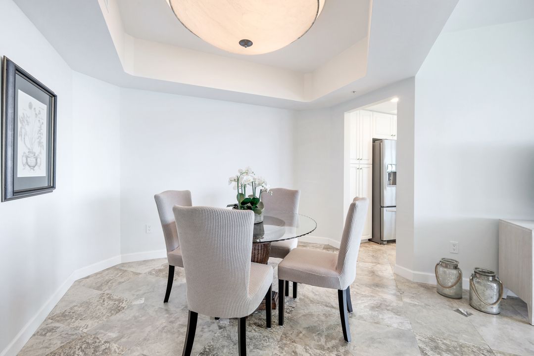 300 Dunes Blvd #PH05, Naples, FL 34110