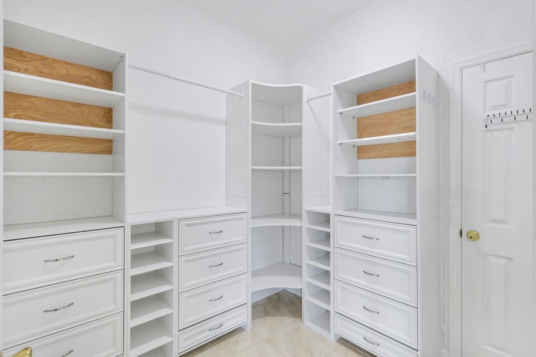 4780 Shinnecock Hills Ct #102, Naples, FL 34112