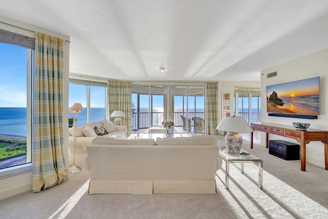 8111 Bay Colony Dr #1102, Naples, FL 34108