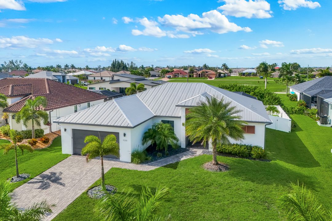 4208 NW 13th St, Cape Coral, FL 33993