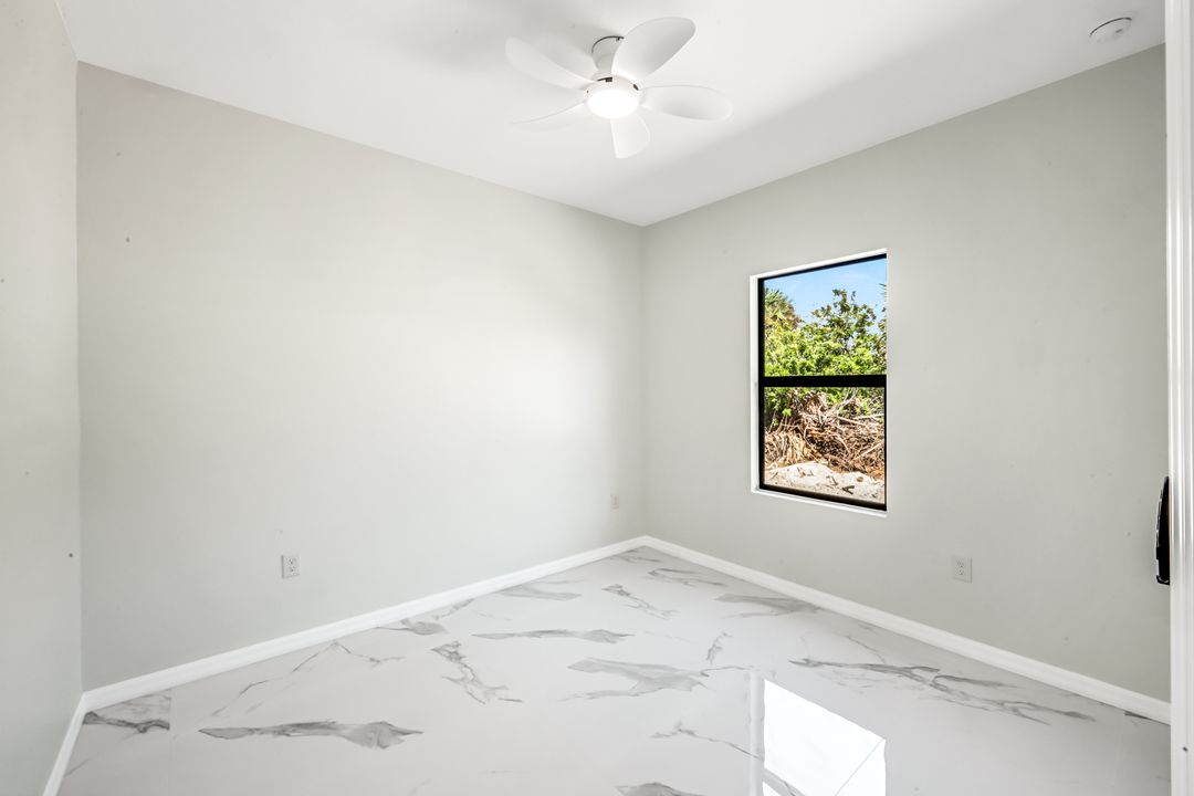 1235 Hillcrest St E, Lehigh Acres, FL 33974