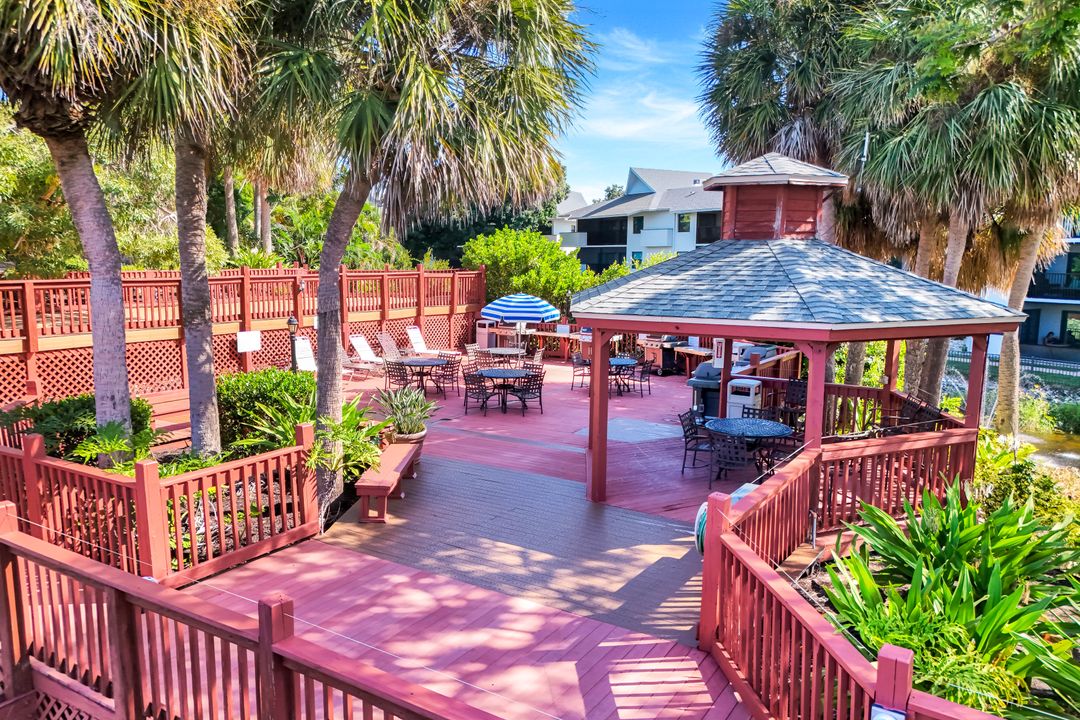 600 Neapolitan Way #C-220, Naples, FL 34103