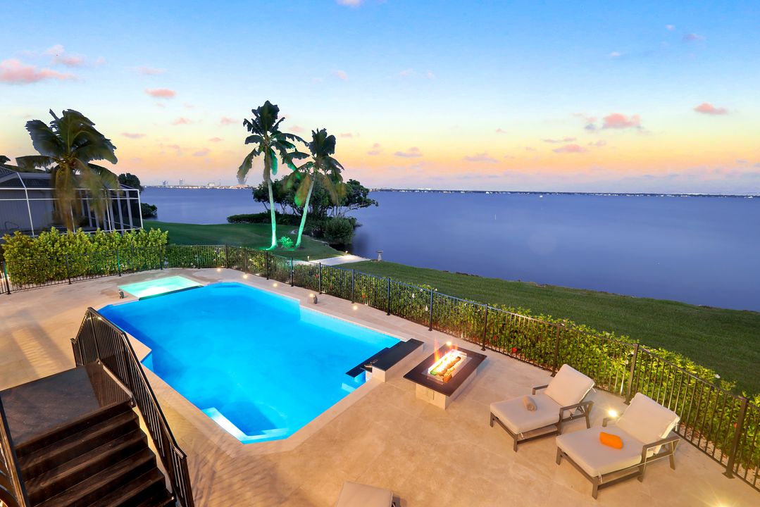 12560 Panasoffkee Dr, North Fort Myers, FL 33903