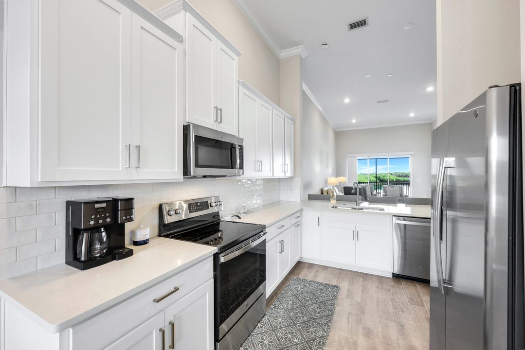 11771 Venetian Lagoon Dr #204, Fort Myers, FL 33913