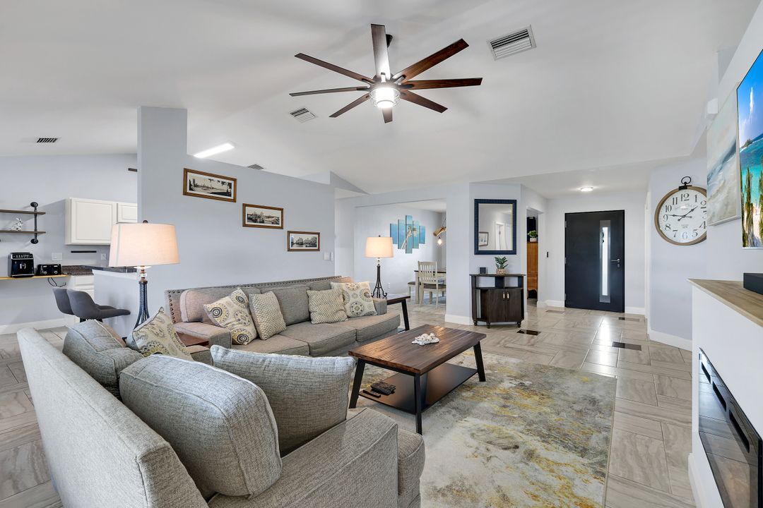 1402 NE 19th Terrace, Cape Coral, FL 33909