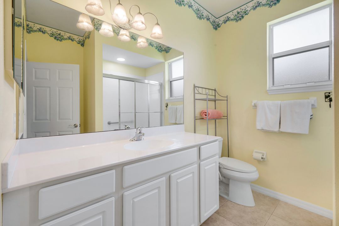 9830 Mar Largo Cir, Fort Myers, FL 33919