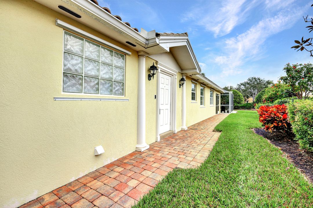 28249 Islet Trail, Bonita Springs, FL 34135