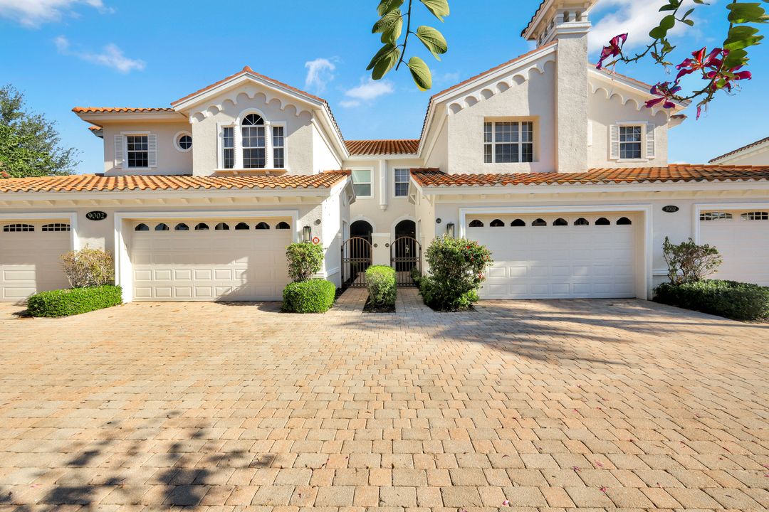 9002 Cascada Way #102, Naples, FL 34114