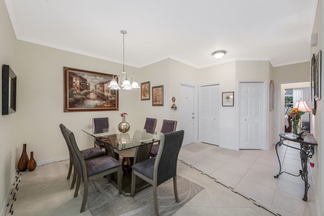 1320 Charleston Square Dr #101, Naples, FL 34110