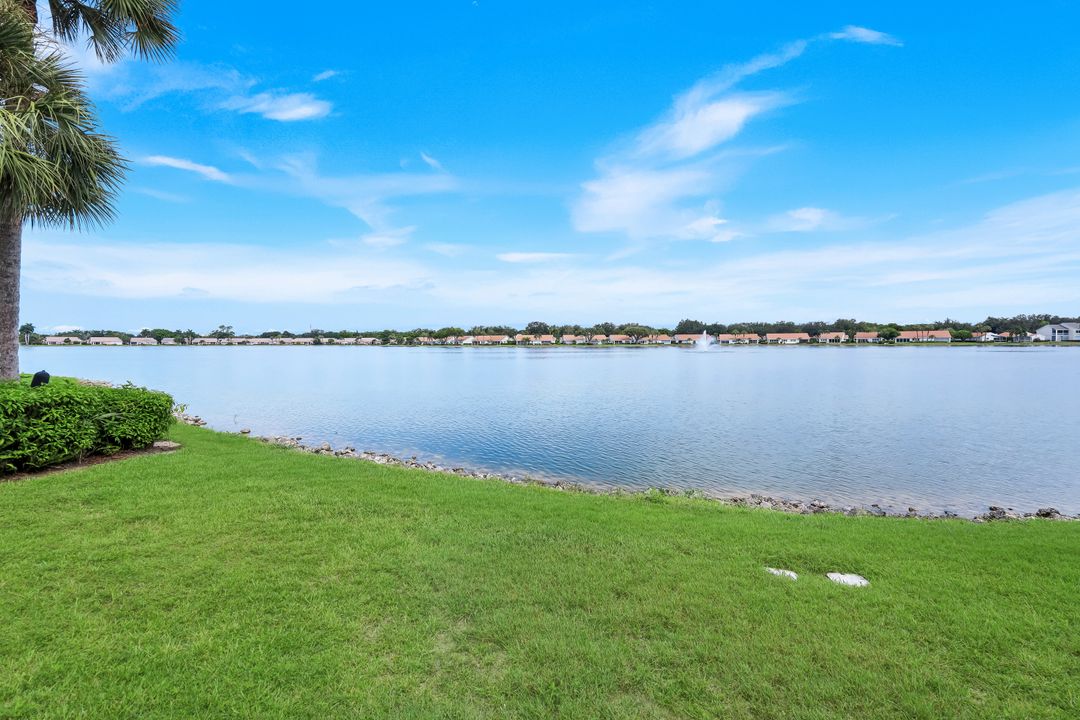 2731 Citrus Lake Dr #G101, Naples, FL 34109