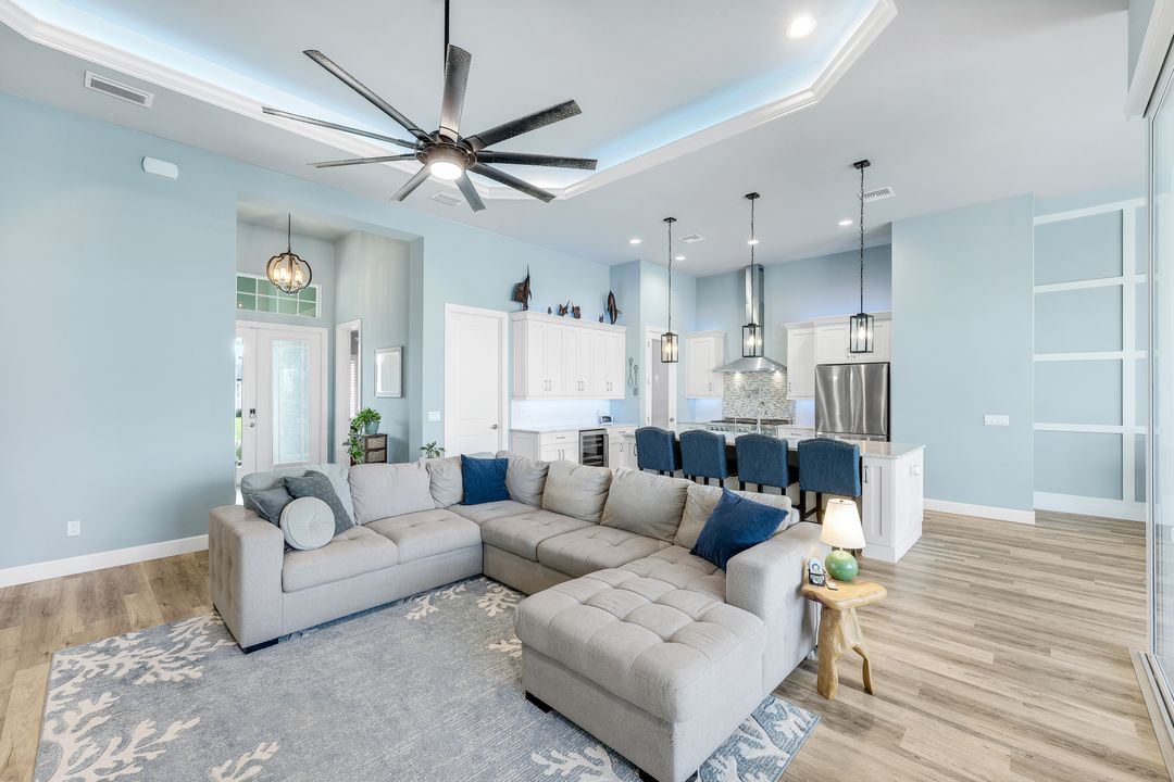 16 NW 38th Pl, Cape Coral, FL 33993