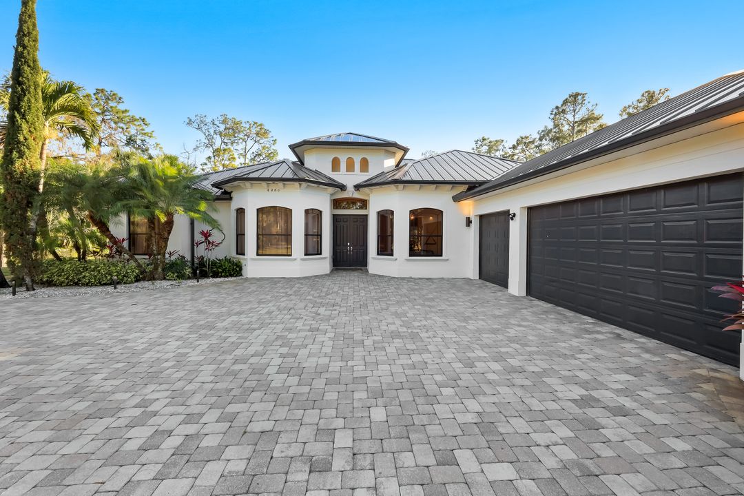 4480 1st Ave NW, Naples, FL 34119