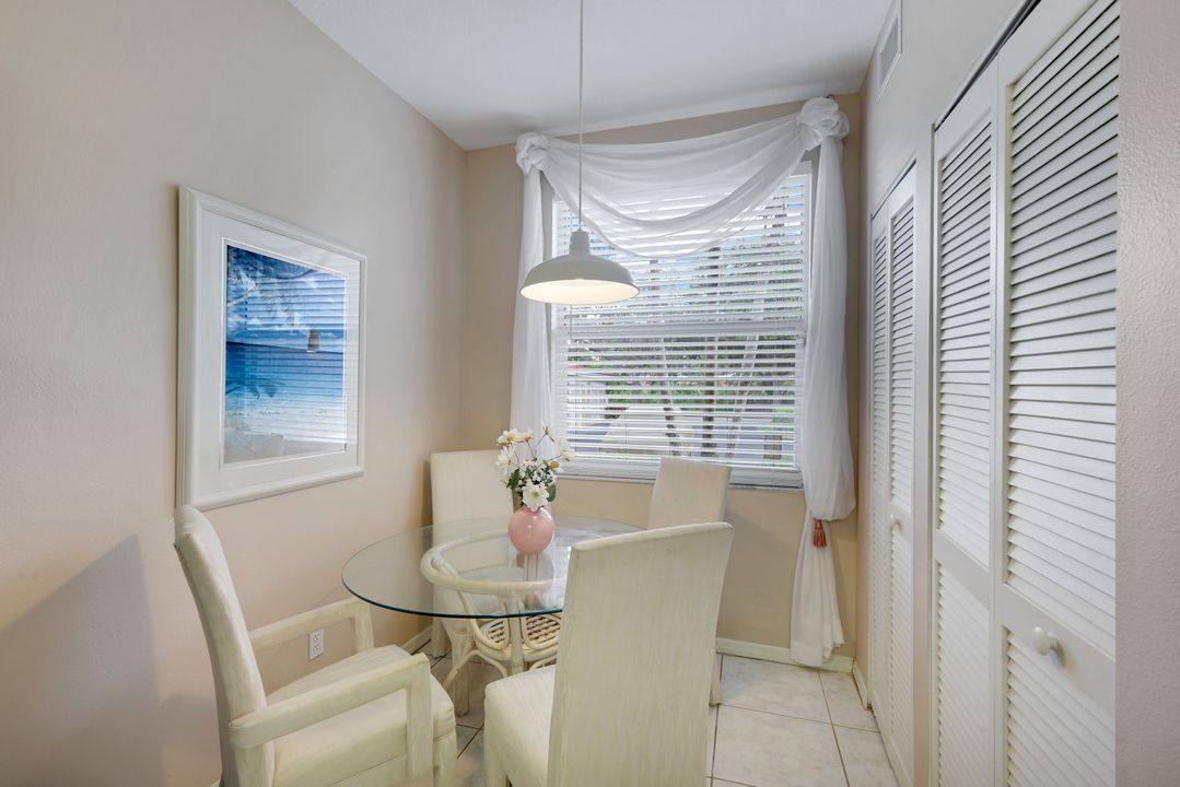6384 Huntington Lakes Cir #103, Naples, FL 34119
