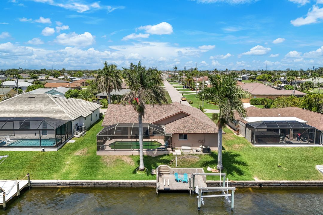 3209 SE 1st Ct, Cape Coral, FL 33904