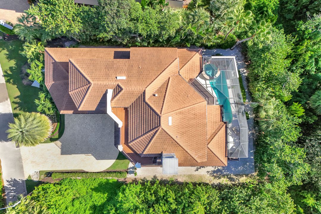 195 S Beach Dr, Marco Island, FL 34145