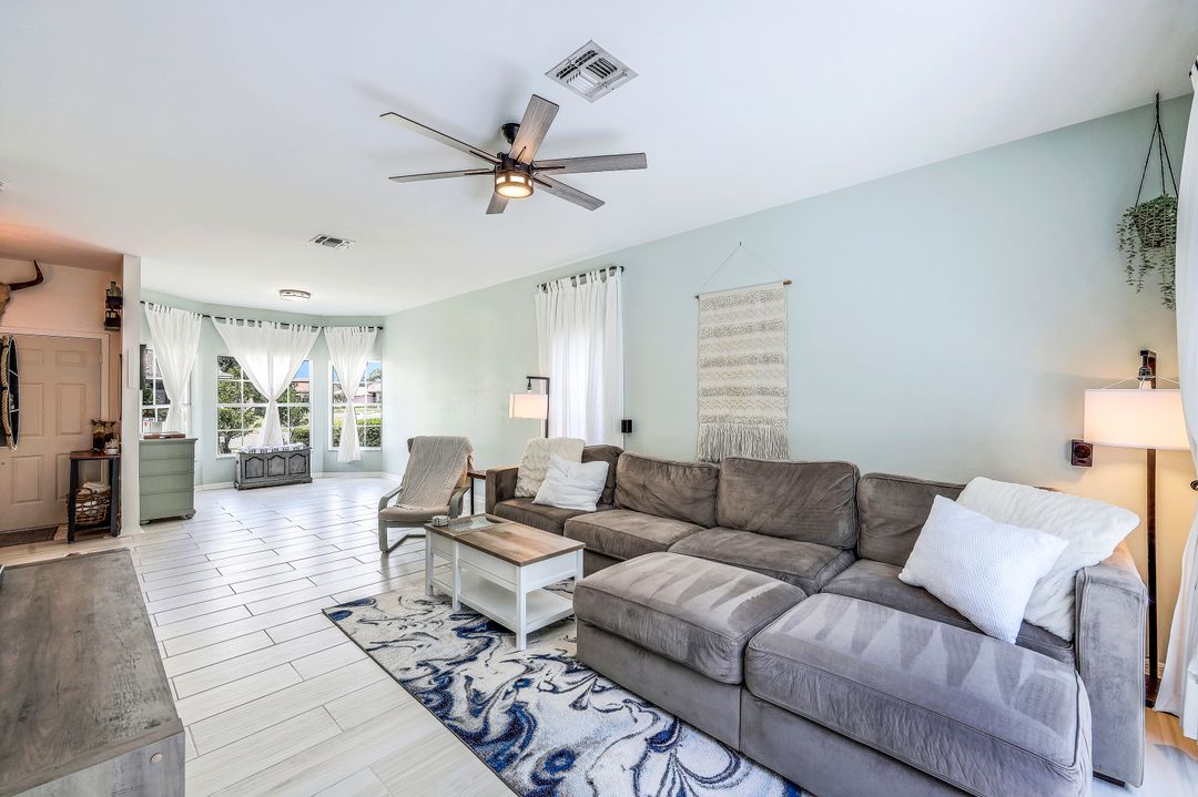 8148 Breton Cir, Fort Myers, FL 33912