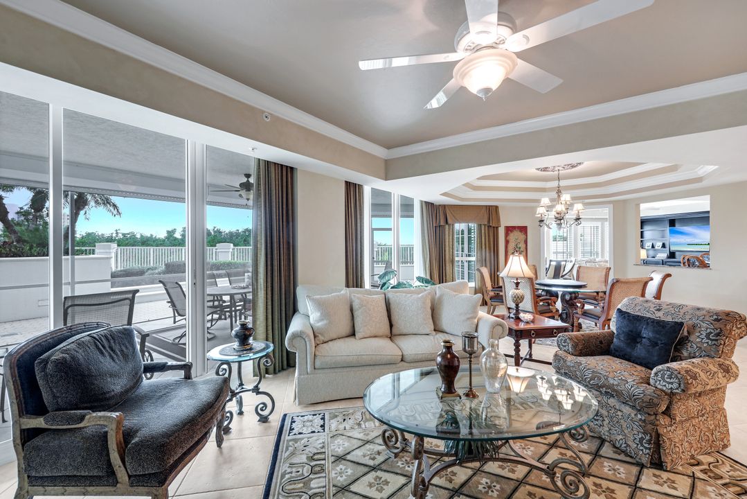 295 Grande Way #T03, Naples, FL 34110