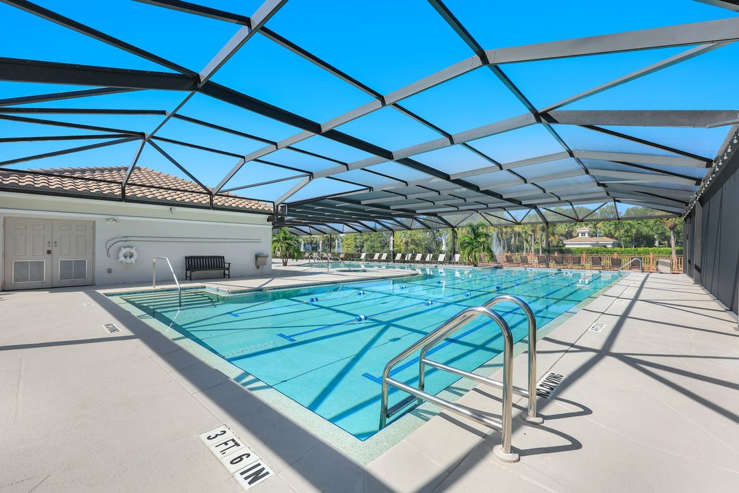 6812 Satinleaf Rd S #101, Naples, FL 34109