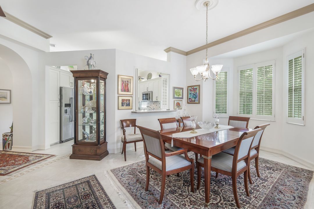 755 Bentwater Cir #201, Naples, FL 34108