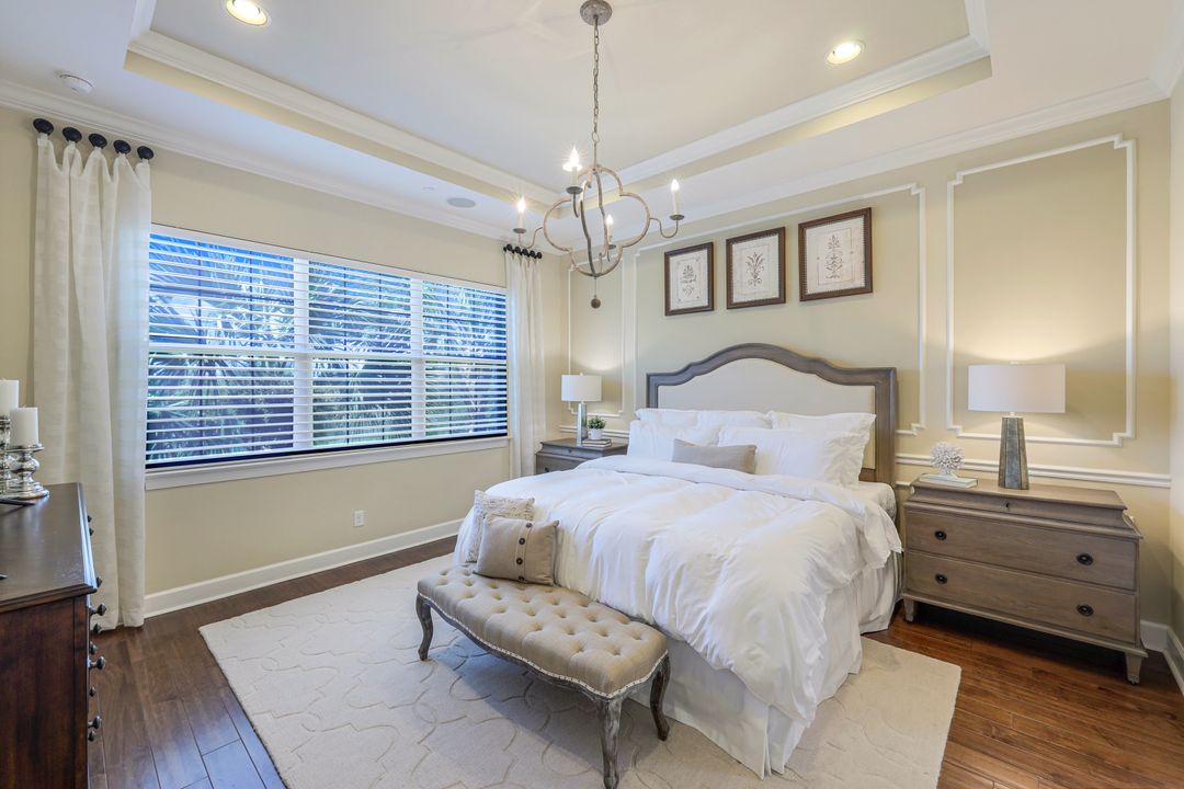 8756 Bellano Ct #202, Naples, FL 34119