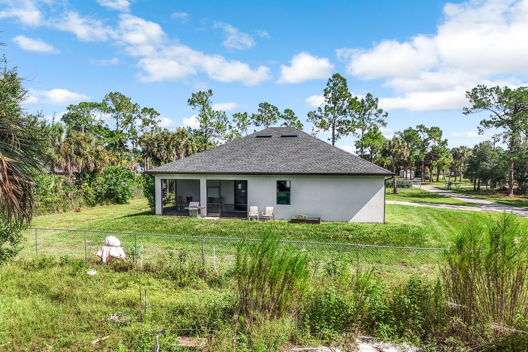 2682 4th Ave SE, Naples, FL 34117