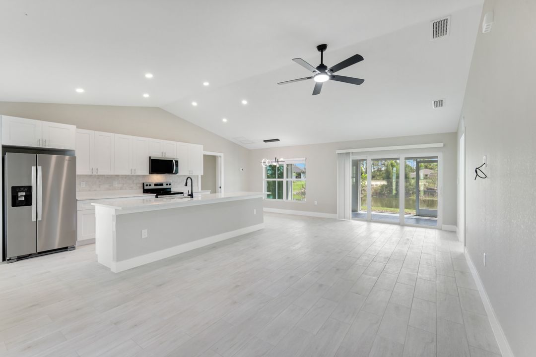3757 NE 16th Pl, Cape Coral, FL 33909