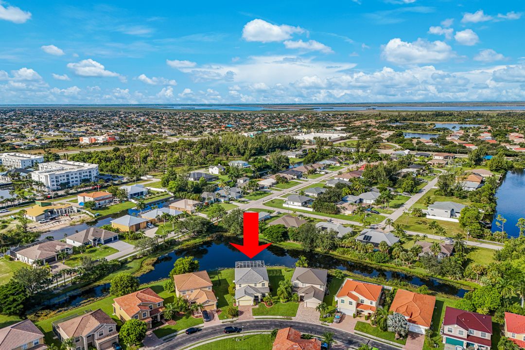 2210 Cape Heather Cir, Cape Coral, FL 33991