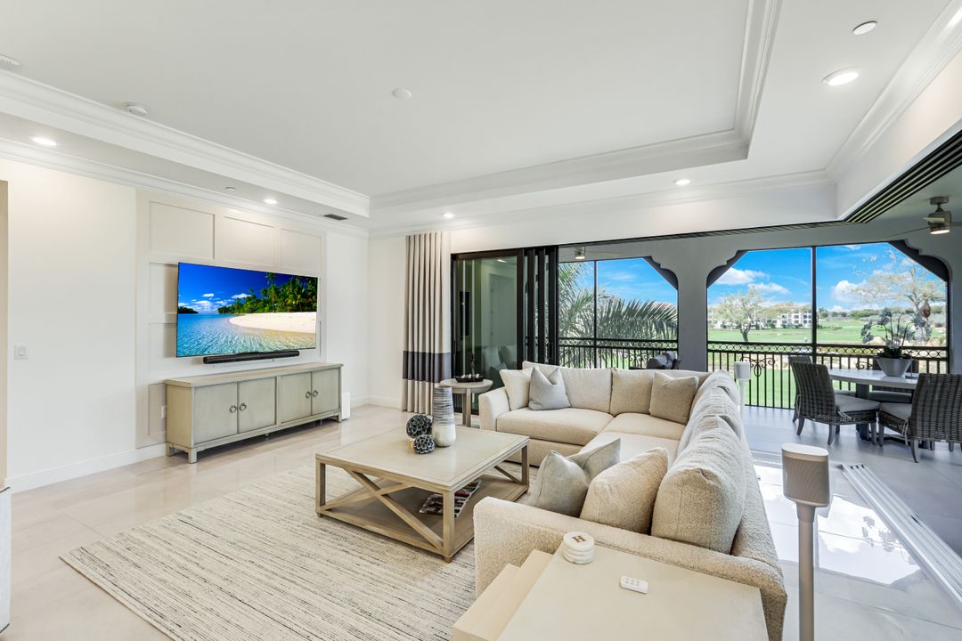 16347 Viansa Wy #202, Naples, FL 34110