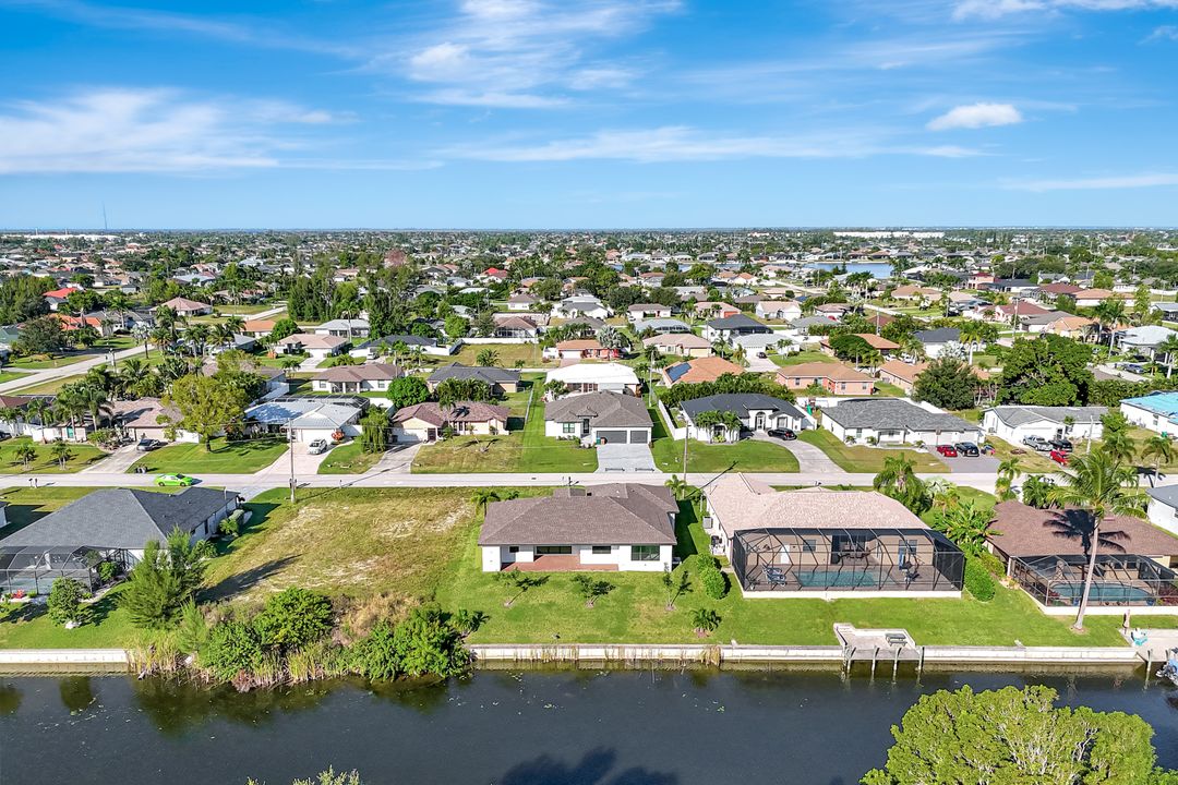 2721 SW 11th Ave, Cape Coral, FL 33914