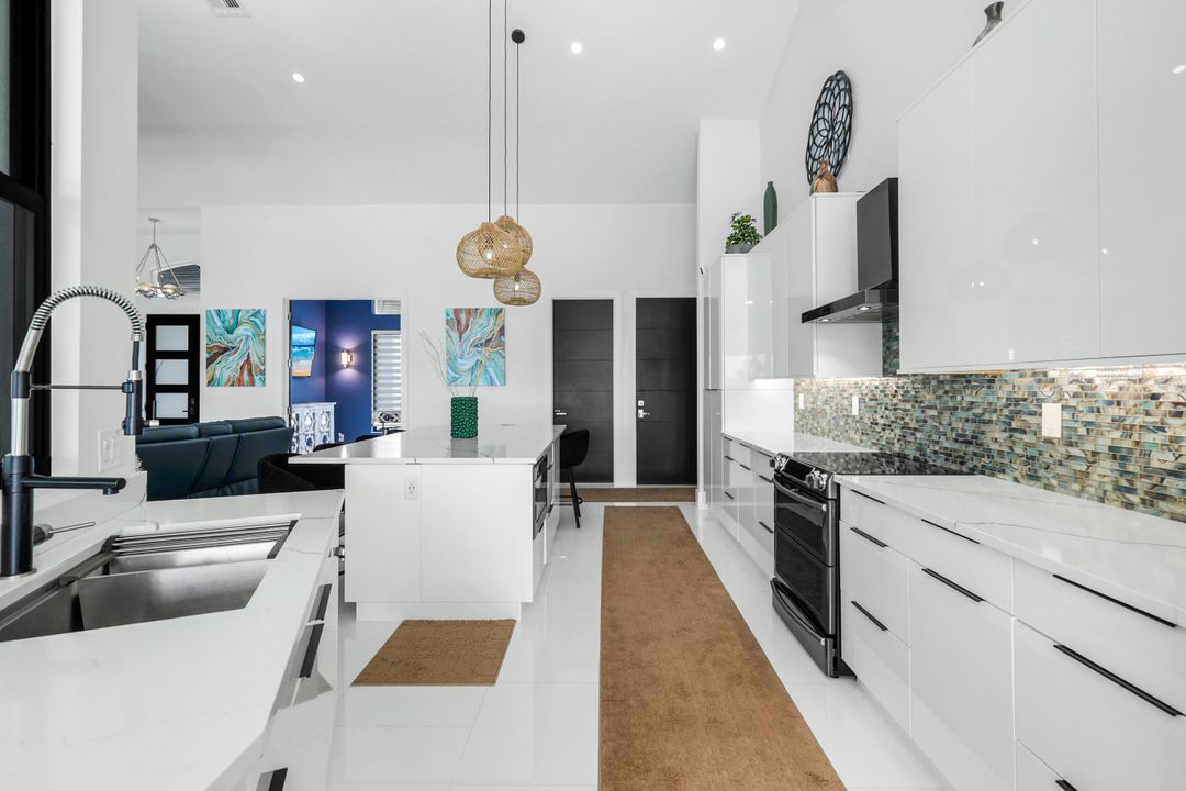 1171 Cara Ct, Marco Island, FL 34145