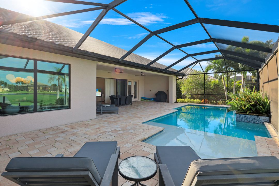 11899 King James Ct, Cape Coral, FL 33991