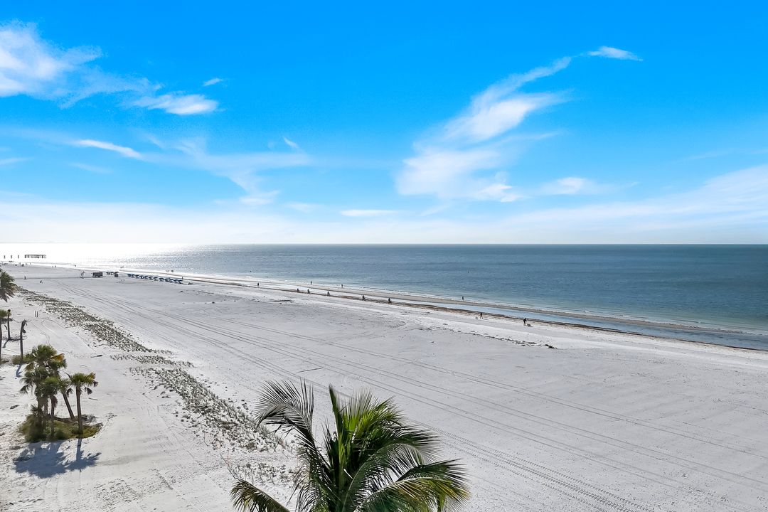 538 Estero Blvd #302, Fort Myers Beach, FL 33931