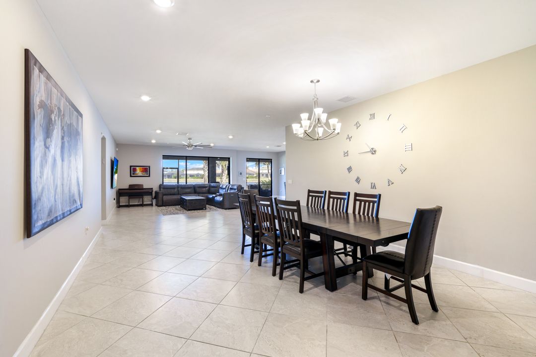 2331 Orchard St, Naples, FL 34120