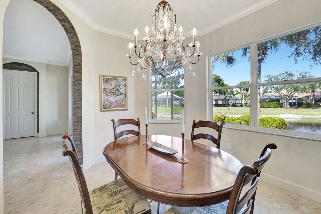 6151 Ashwood Ln, Naples, FL 34110