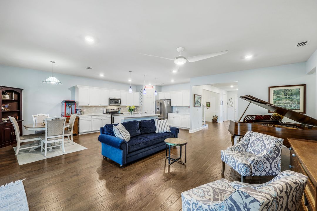 17274 Hadlow Pl, Fort Myers, FL 33967