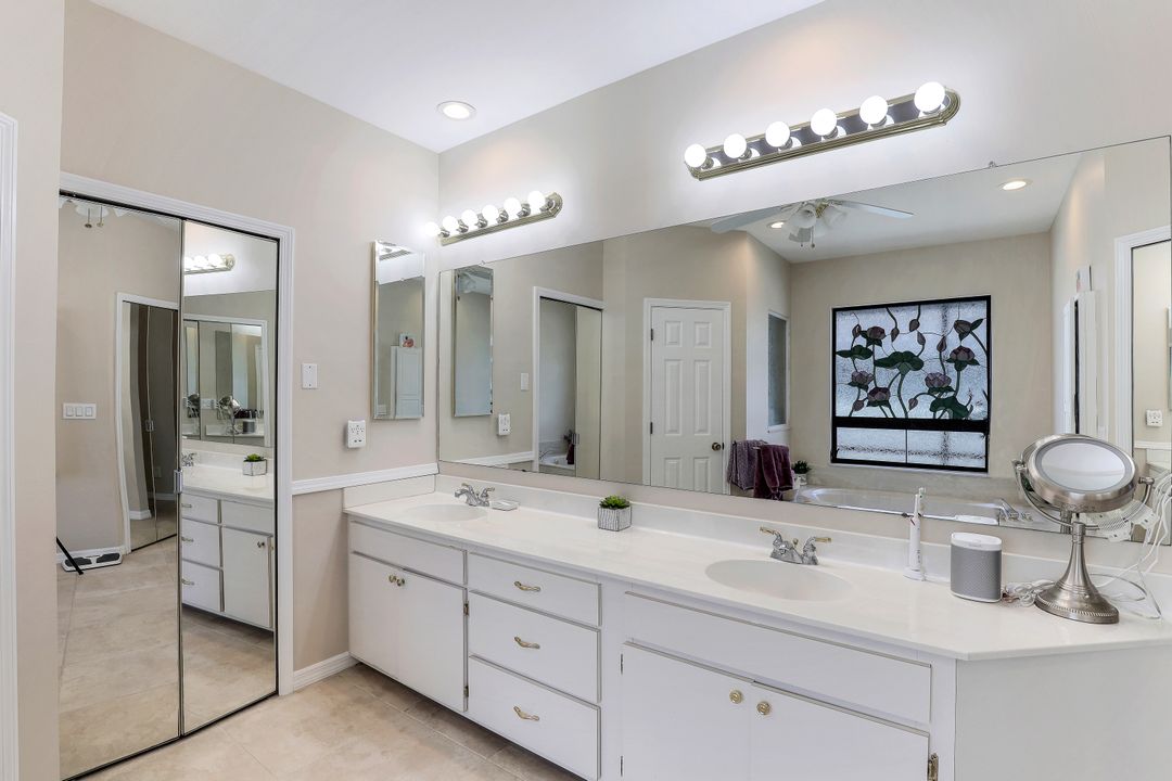 4702 SW 25th Ct, Cape Coral, FL 33914